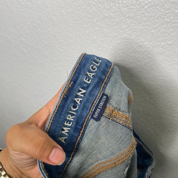 American Eagle Womens Shorts Size 8 Hi Rise Shortie Denim Blue Button Fly - Picture 3 of 14
